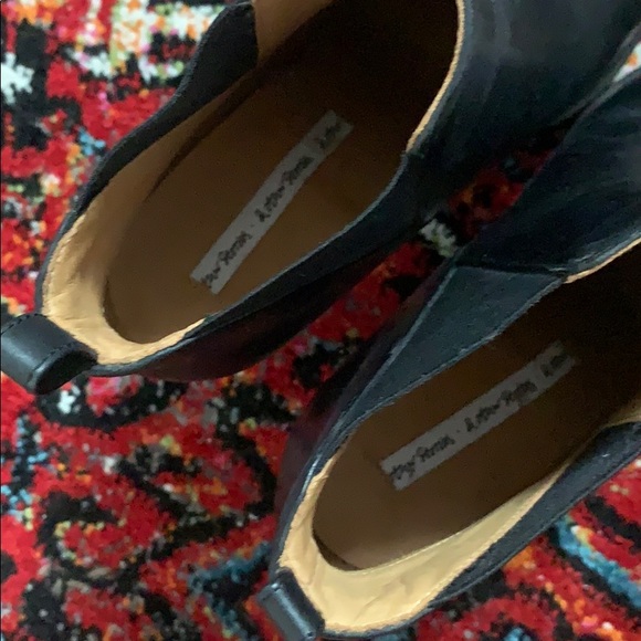 & other stories booties - Picture 2 of 3